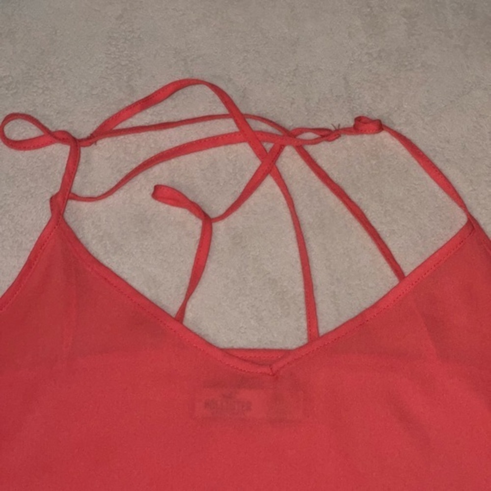 Hollister Top - Picture 2 of 7